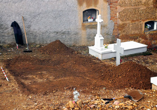 Excavando un cementerio